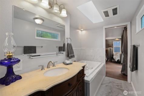 716 Dennis Street SE Tumwater WA 98501