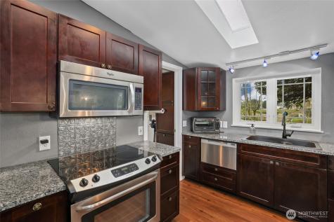 716 Dennis Street SE Tumwater WA 98501