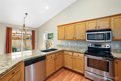 7604 139th Street Court E Puyallup WA 98373