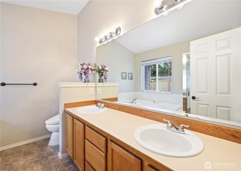 7604 139th Street Court E Puyallup WA 98373
