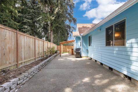 7604 139th Street Court E Puyallup WA 98373
