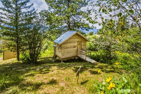 4723 Sky Meadows Road Cashmere WA 98815