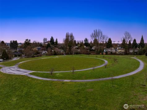 503 S Henderson Street Seattle WA 98108