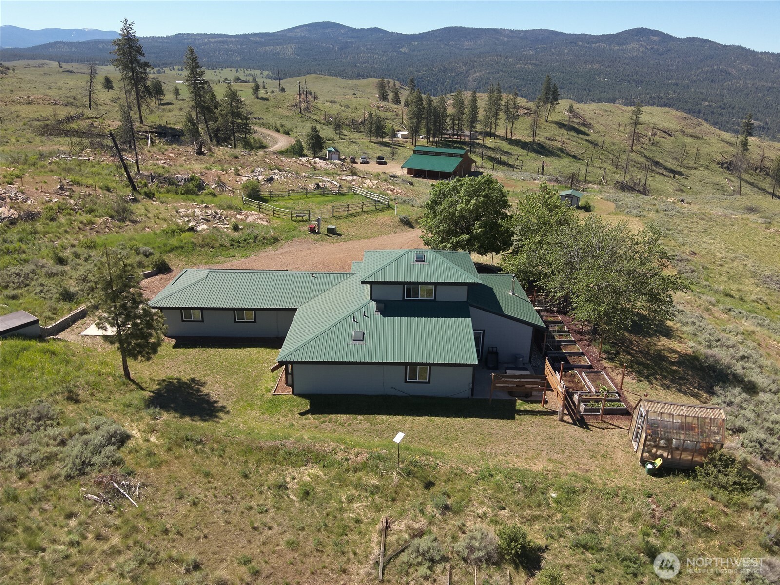 30 Tamarack Trail Oroville WA 98844