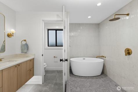 1620 171st Avenue NE Bellevue WA 98008