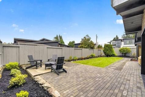1620 171st Avenue NE Bellevue WA 98008