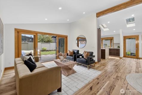 1620 171st Avenue NE Bellevue WA 98008