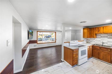 4908 236th Street SW Mountlake Terrace WA 98043