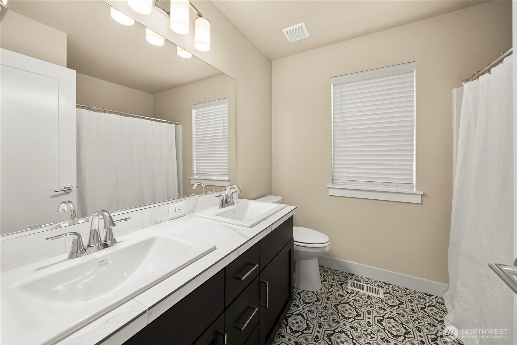 22992 SE Sycamore Street Black Diamond WA 98010