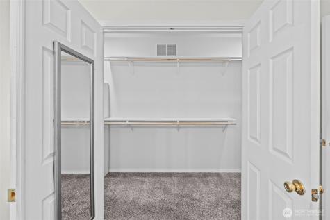 6840 Troy Lane NE Bremerton WA 98311