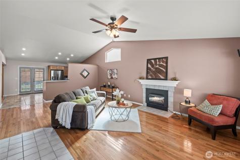 6840 Troy Lane NE Bremerton WA 98311