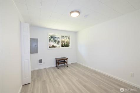 621 N Broadway Westport WA 98595