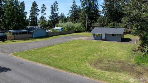 621 N Broadway Westport WA 98595