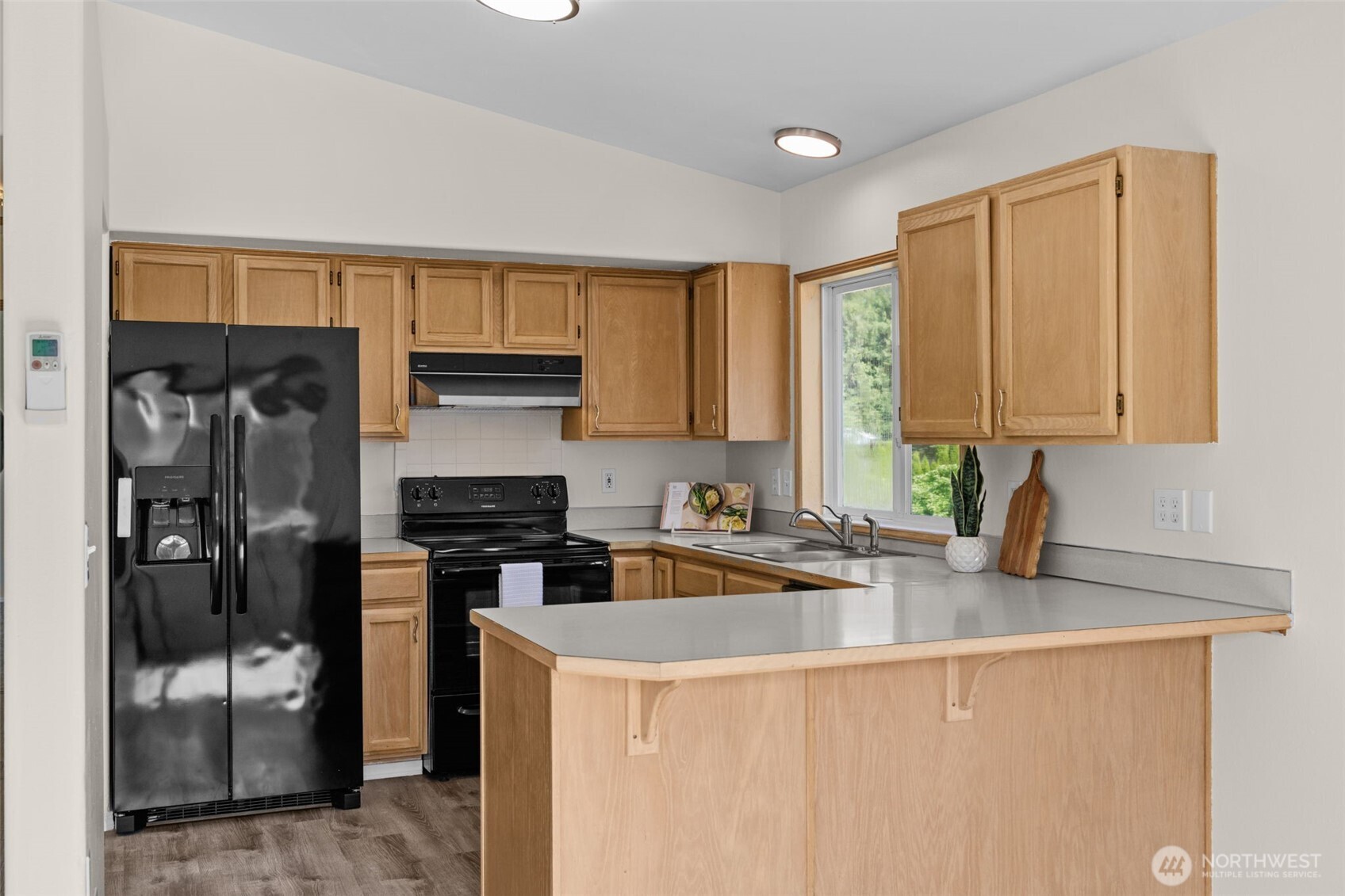 2233 NW Clinton Avenue Poulsbo WA 98370