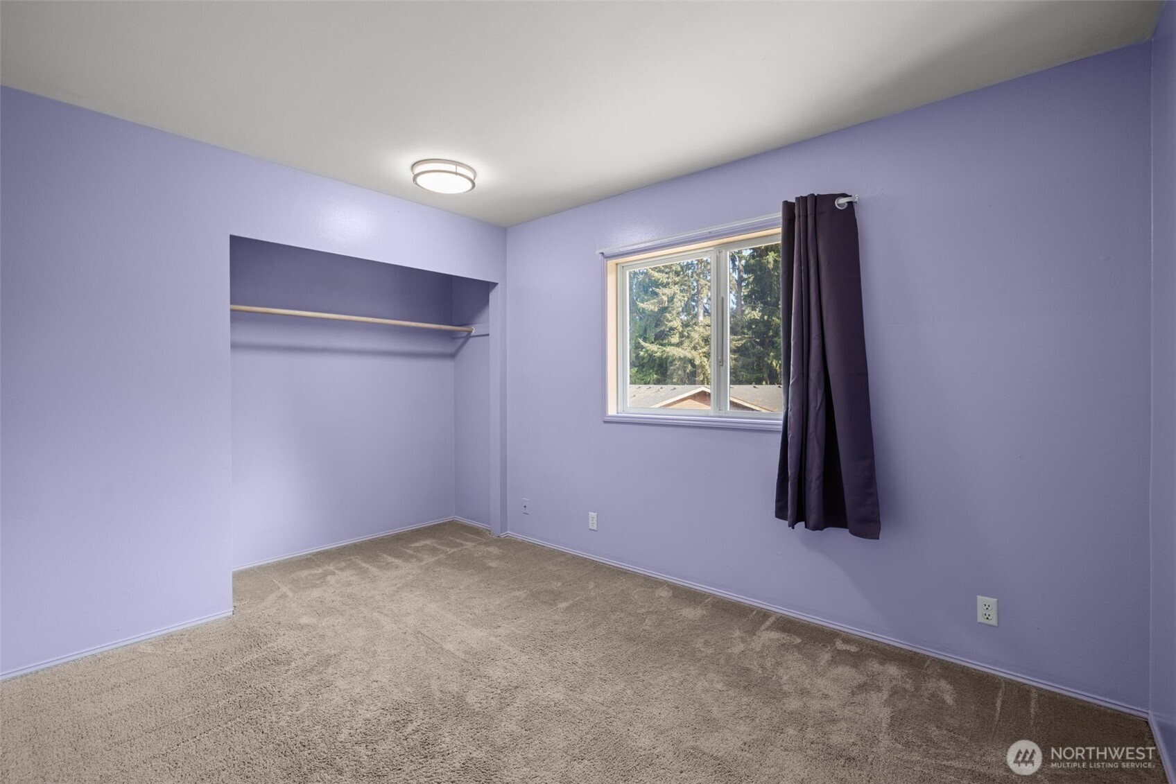 2233 NW Clinton Avenue Poulsbo WA 98370