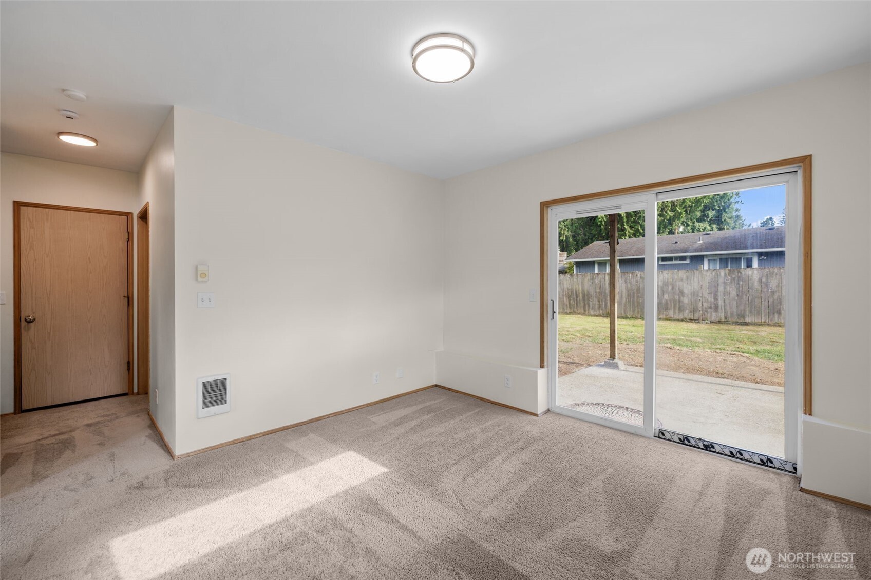 2233 NW Clinton Avenue Poulsbo WA 98370