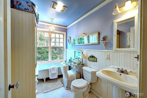 34800 J Place Ocean Park WA 98640