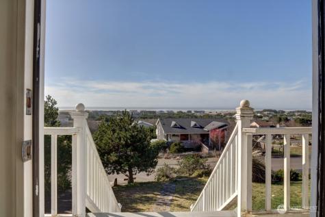 34800 J Place Ocean Park WA 98640