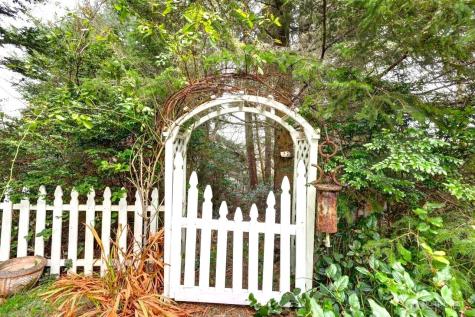 34800 J Place Ocean Park WA 98640