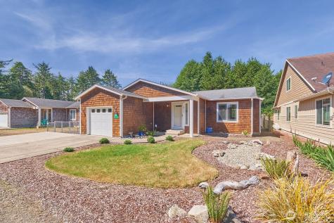 30511 L Place Ocean Park WA 98640
