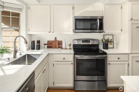 13726 NE 85th Street Redmond WA 98052