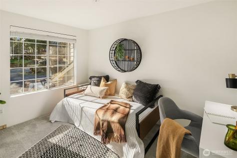 13726 NE 85th Street Redmond WA 98052