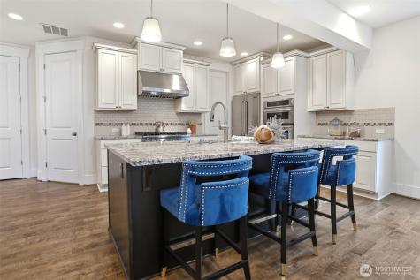 7248 115th Place SE Newcastle WA 98056
