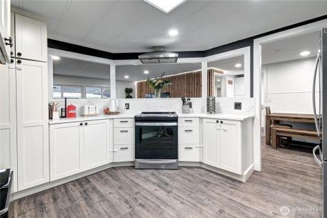 1615 208th Street SE Bothell WA 98012