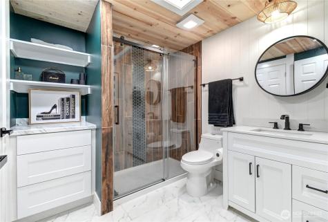 1615 208th Street SE Bothell WA 98012