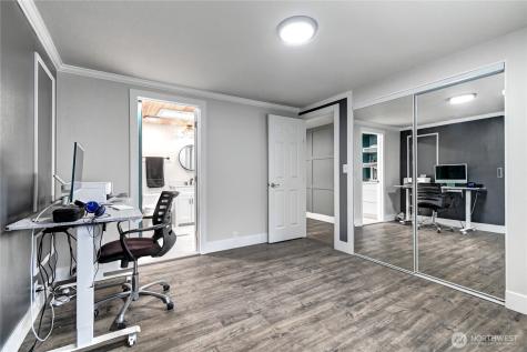 1615 208th Street SE Bothell WA 98012