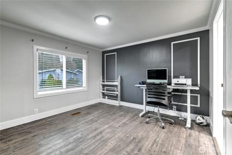 1615 208th Street SE Bothell WA 98012