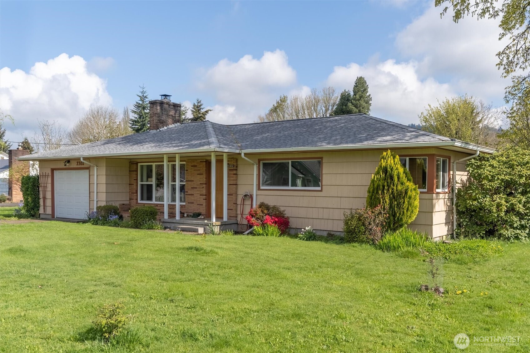 3302 Pine Street Longview WA 98632