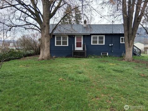 621 Juniper Oroville WA 98844