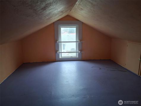621 Juniper Oroville WA 98844