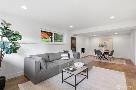 2110 167th Avenue NE Bellevue WA 98008