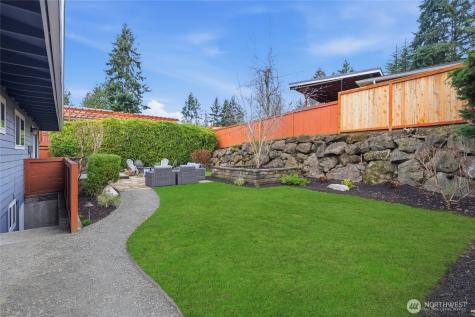 2110 167th Avenue NE Bellevue WA 98008