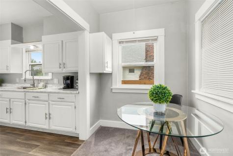 4232 Rucker Avenue Everett WA 98203