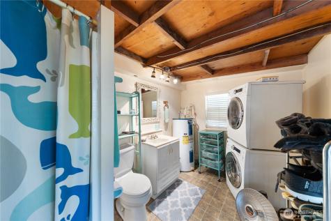 17546 Tonkon View Lane La Conner WA 98257