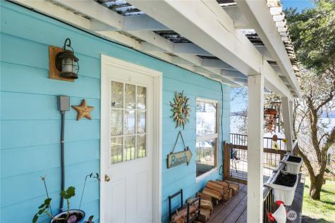 17546 Tonkon View Lane La Conner WA 98257