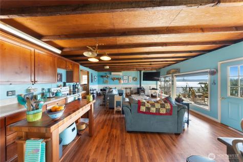 17546 Tonkon View Lane La Conner WA 98257