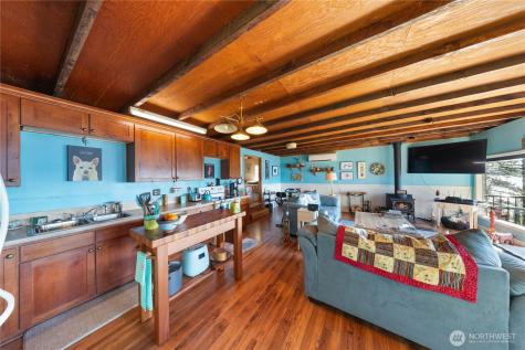 17546 Tonkon View Lane La Conner WA 98257
