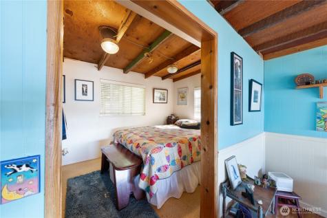 17546 Tonkon View Lane La Conner WA 98257