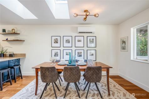10242 3rd Avenue Sw Seattle WA 98146