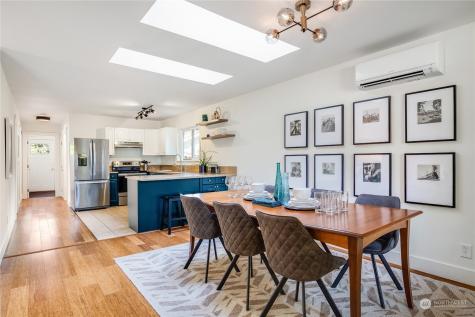 10242 3rd Avenue Sw Seattle WA 98146