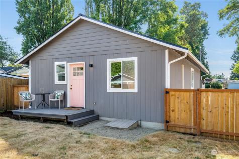 10242 3rd Avenue Sw Seattle WA 98146