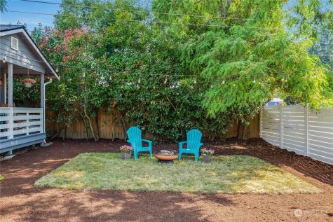 10242 3rd Avenue Sw Seattle WA 98146