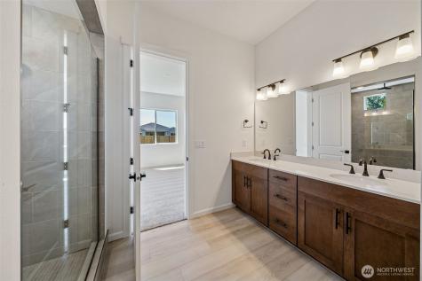 913 Sawyer Avenue Buckley WA 98321