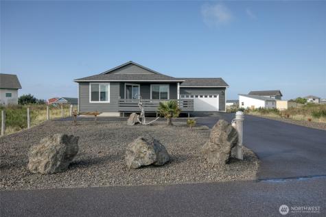 1415 Storm King Avenue SW Ocean Shores WA 98569