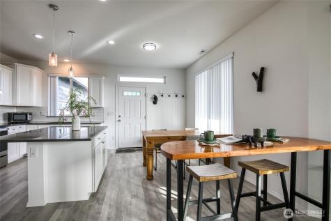 1415 Storm King Avenue SW Ocean Shores WA 98569
