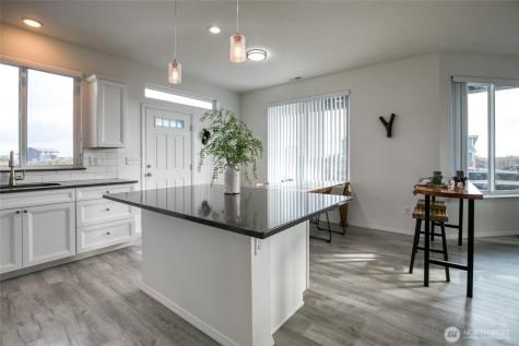 1415 Storm King Avenue SW Ocean Shores WA 98569